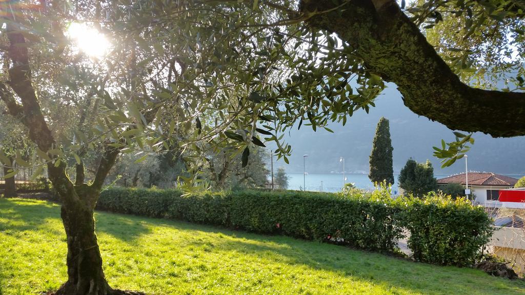 Villa Leilani B&B Сале-Маразино Экстерьер фото
